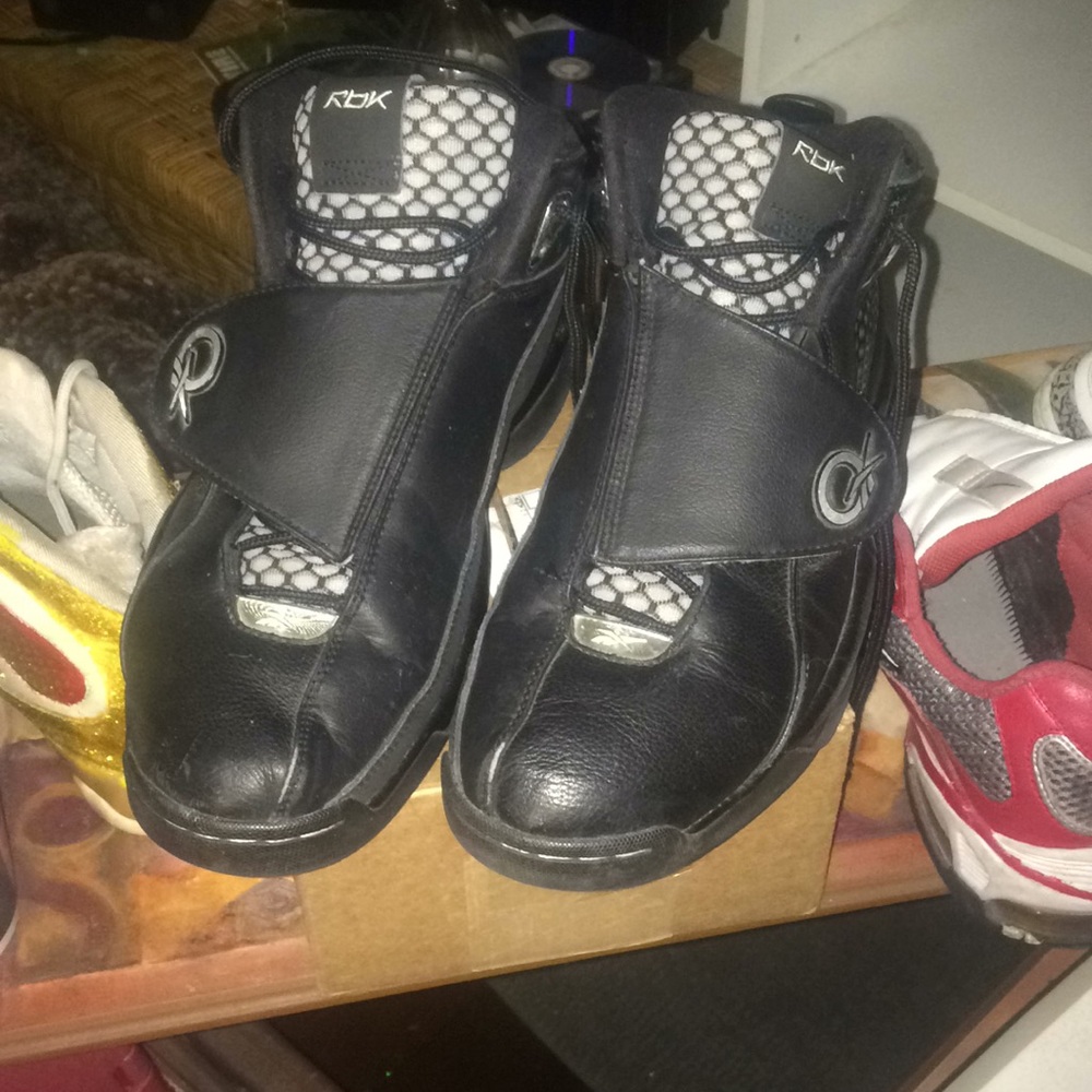 Alan iversons original. Reebok’s. - Picture 3 of 6